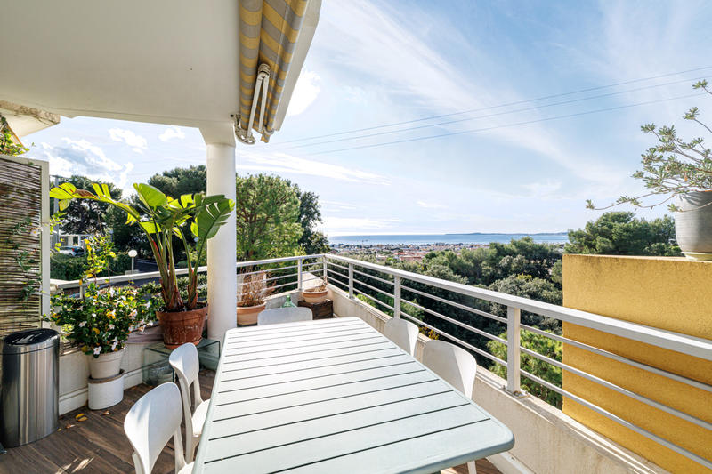 Appartement - 96 m² - 4 pièces