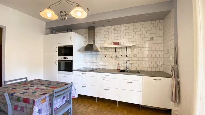 Villa - 224 m² - 8 pièces