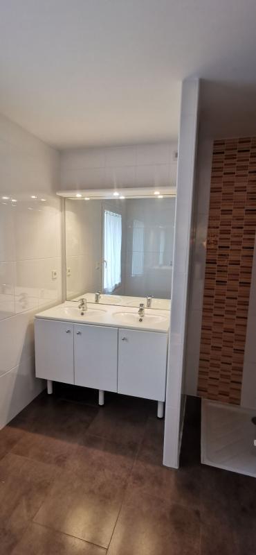 Maison - 195 m² - 6 pièces