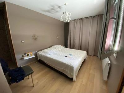 Maison de ville - 210 m² - 8 pièces