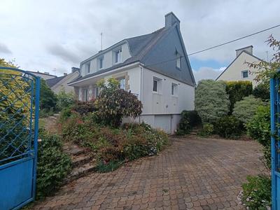 Maison - 139 m² - 6 pièces