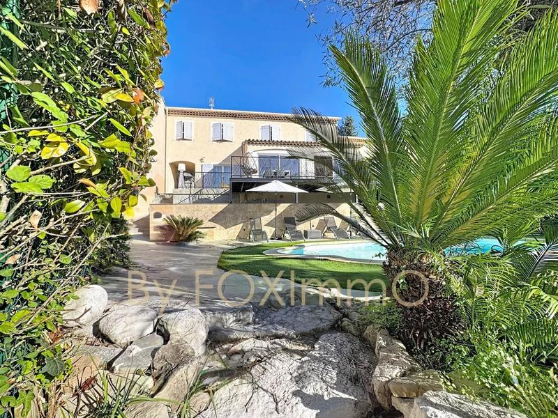 Villa - 120 m² - 5 pièces