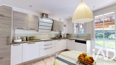 Maison - 160 m² - 5 pièces