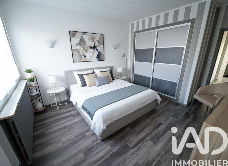 Appartement - 122 m² - 6 pièces