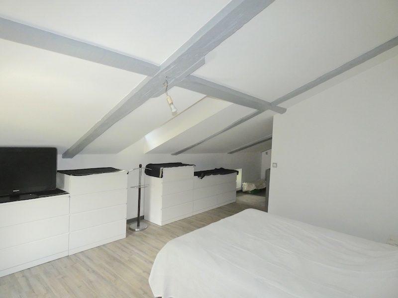 Maison - 261 m² - 7 pièces