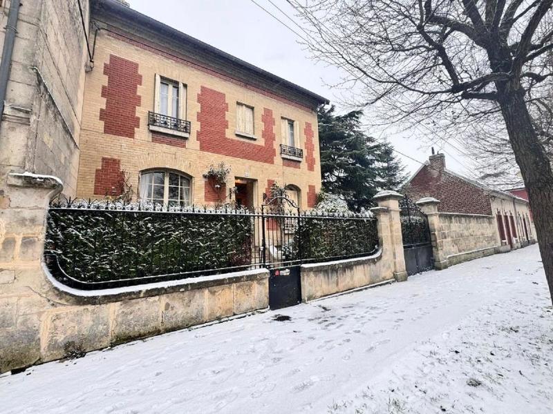 Maison - 162 m² - 7 pièces