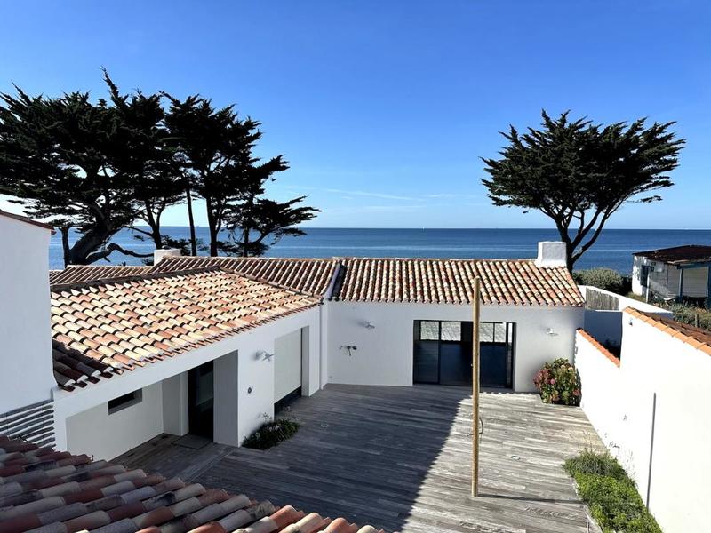 Maison - 215 m² - 7 pièces