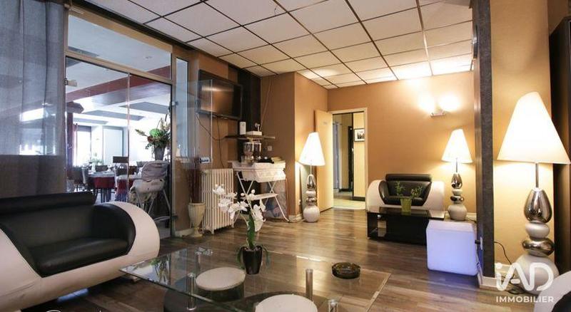 Local commercial - 1 000 m²