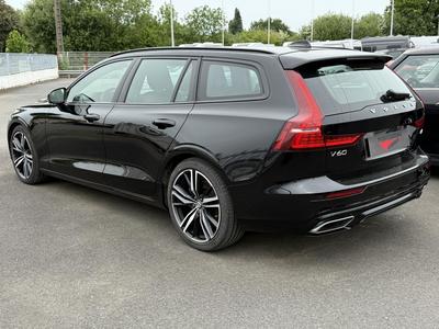 Volvo V60 2.0d 197 r-design bva8