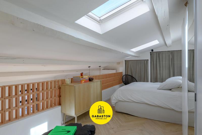 Appartement - 62 m² - 2 pièces