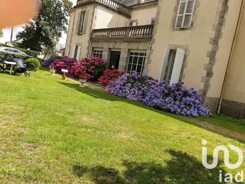 Château - 550 m² - 12 pièces