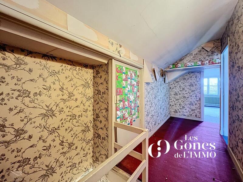 Maison - 229 m² - 6 pièces