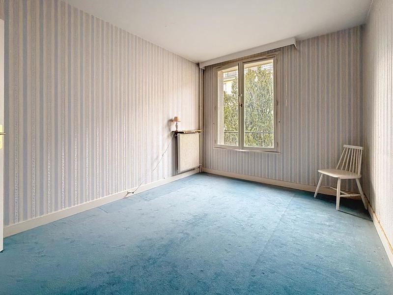 Appartement - 90 m² - 4 pièces