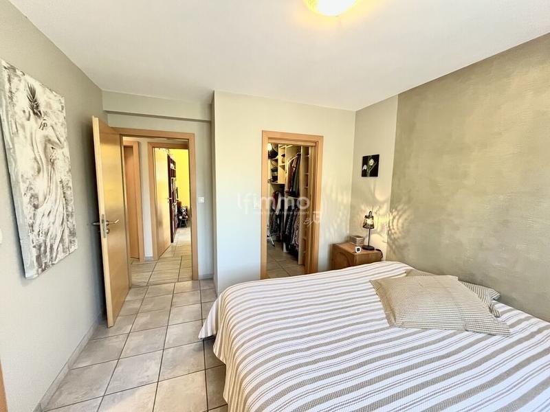 Demeure - 231 m² - 8 pièces