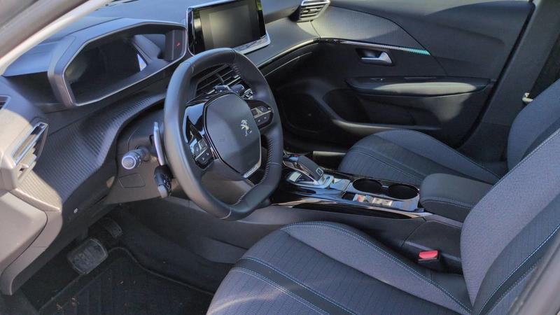 Peugeot 208 II 1.2 PureTech 100 Eat8 Allure Pack - Automatique Entretien constructeur