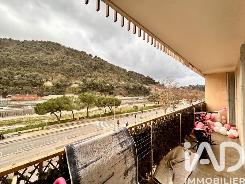 Appartement - 85 m² - 4 pièces