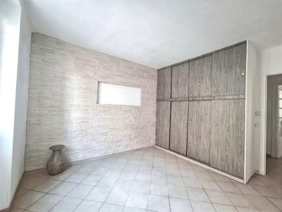 Appartement - 79 m² - 3 pièces