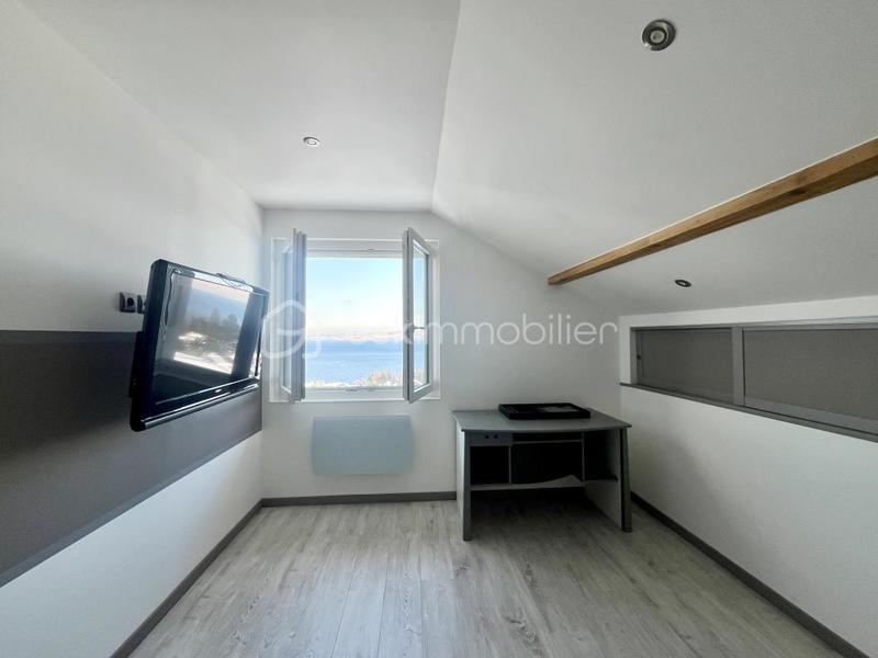 Maison - 166 m² - 6 pièces