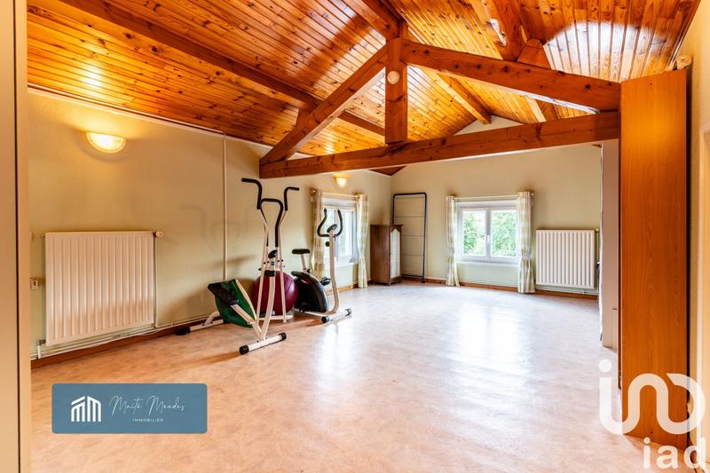 Maison - 184 m² - 7 pièces