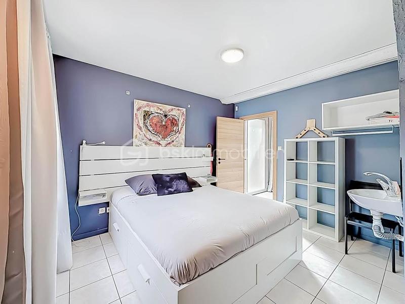 Maison en pierre - 260 m² - 6 pièces