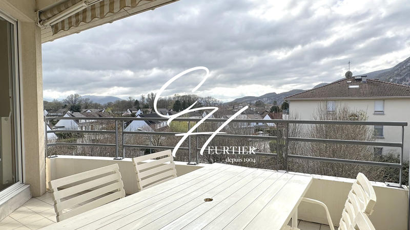 Appartement - 84 m² - 4 pièces