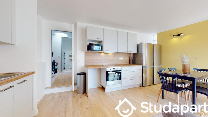 Chambre - 9 m² - 1 pièce