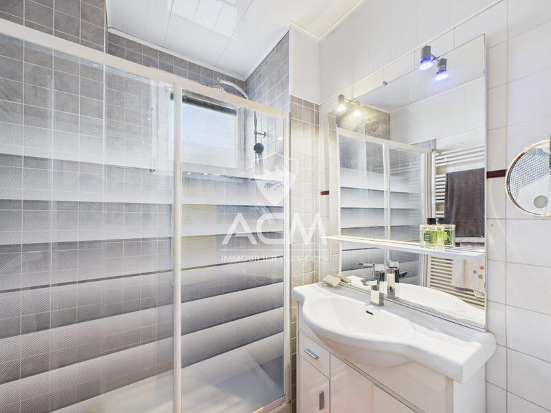 Appartement - 95 m² - 3 pièces