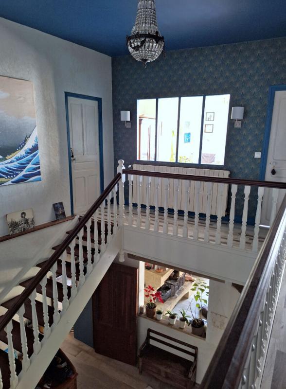Demeure - 260 m² - 8 pièces