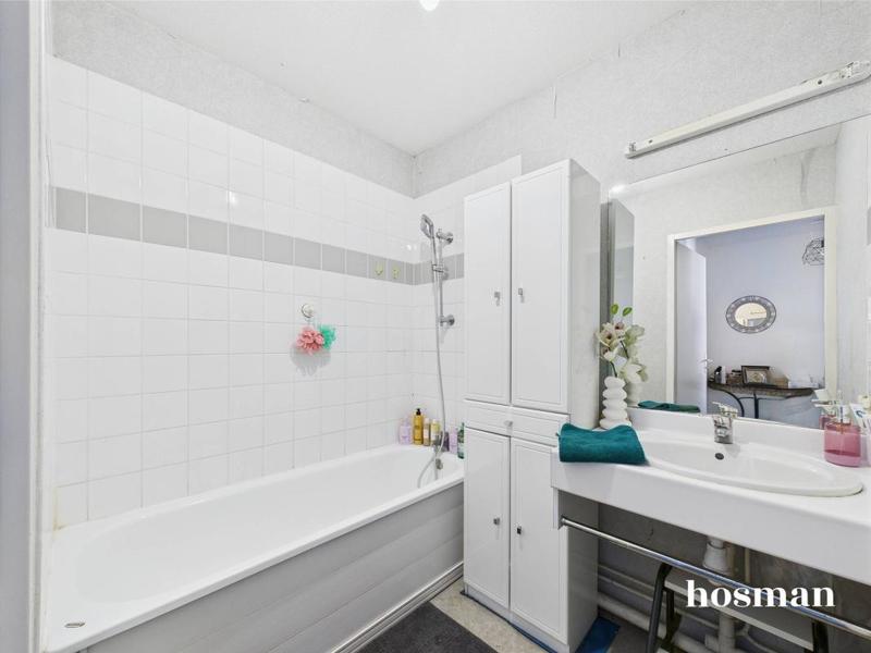 Appartement - 90 m² - 3 pièces