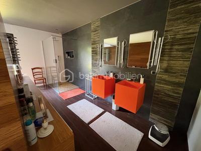 Maison d'architecte - 251 m² - 9 pièces