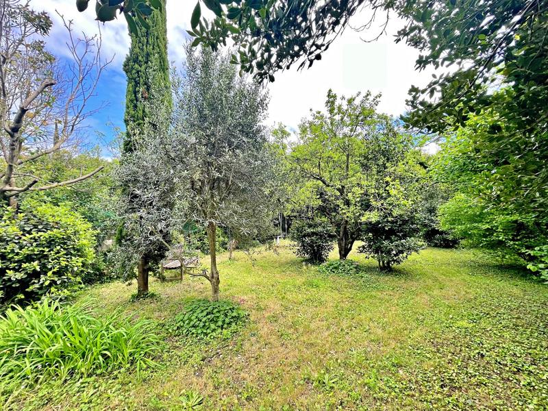 Maison - 255 m² - 7 pièces