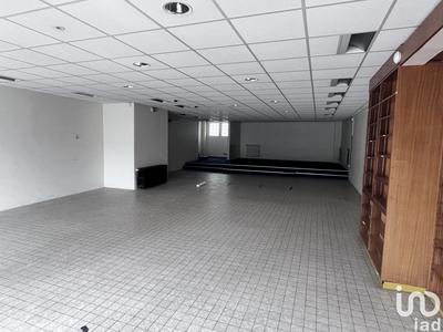 Local commercial - 268 m²