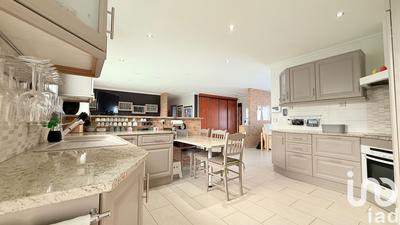 Maison - 130 m² - 5 pièces