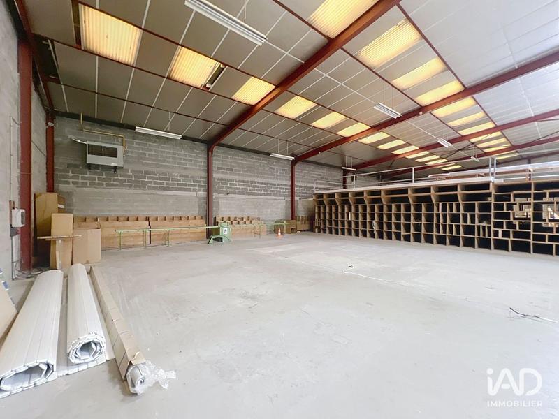 Local commercial - 1 345 m²