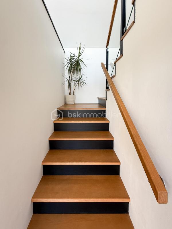 Maison - 145 m² - 6 pièces