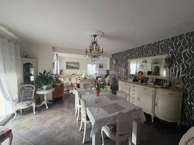 Maison - 117 m² - 6 pièces