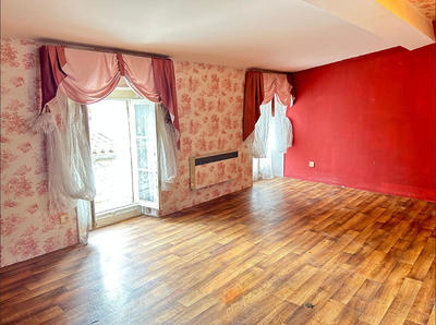 Maison - 165 m² - 6 pièces