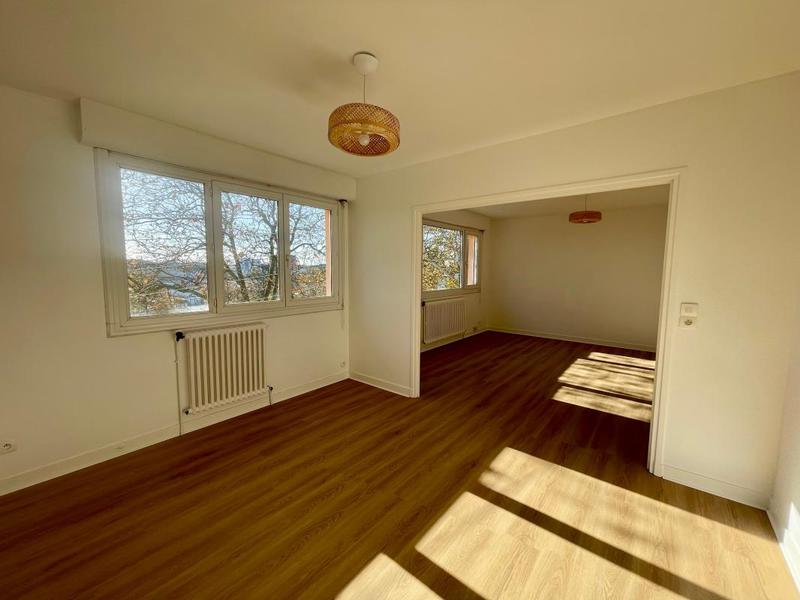 Appartement - 75 m² - 3 pièces