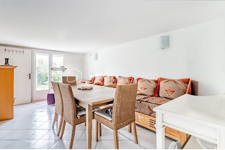 Maison ancienne - 200 m² - 8 pièces