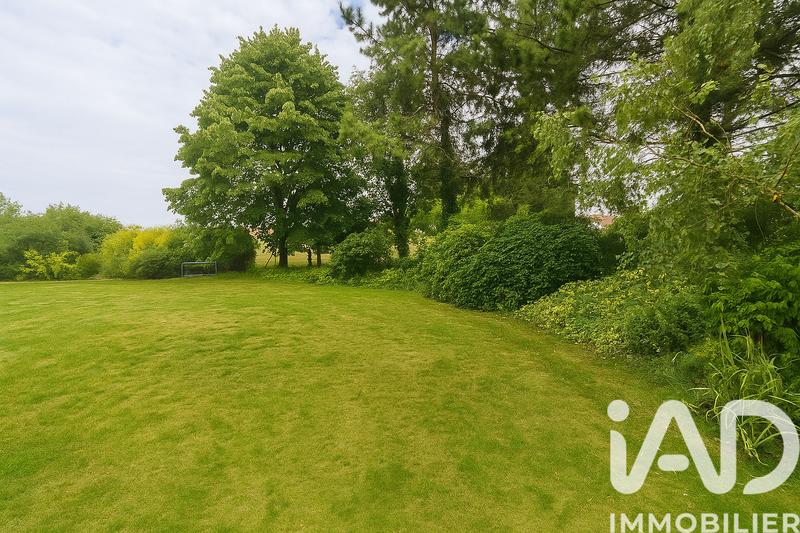 Maison - 215 m² - 8 pièces