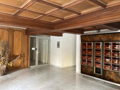 Appartement - 142 m² - 6 pièces