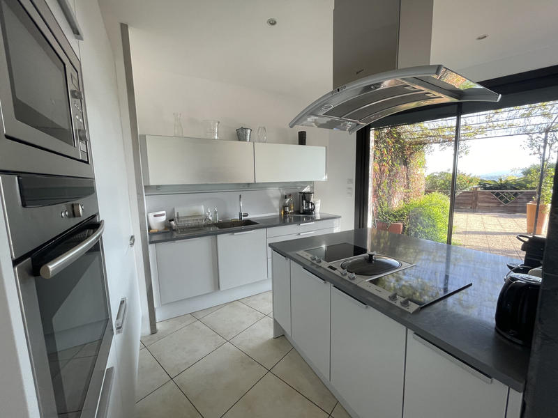 Appartement - 193 m² - 4 pièces