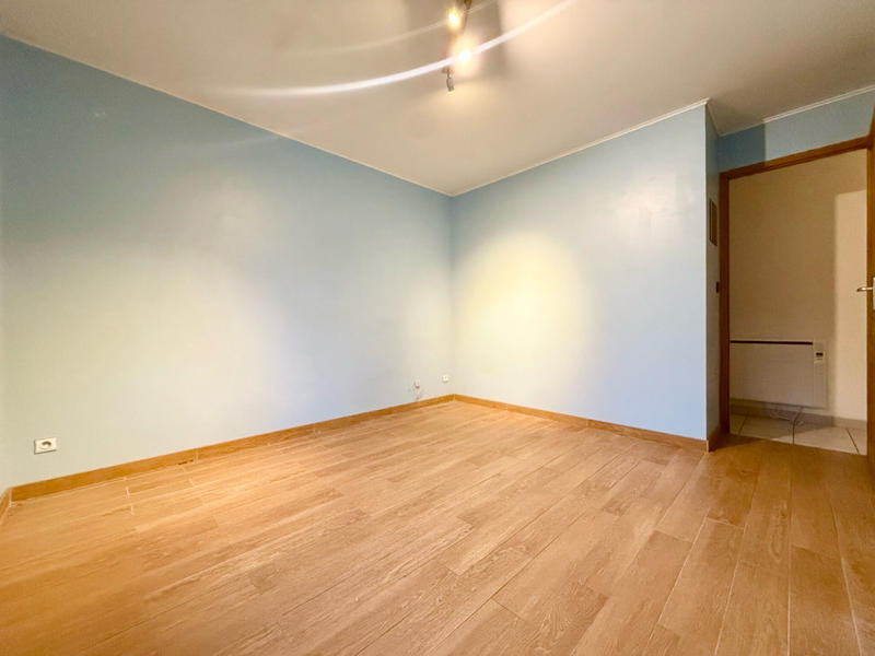 Maison - 99 m² - 5 pièces