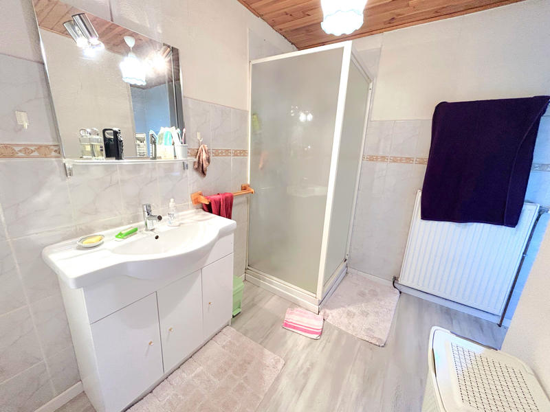 Maison - 104 m² - 4 pièces