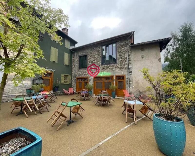 Maison chambre d'hôtes - 380 m²