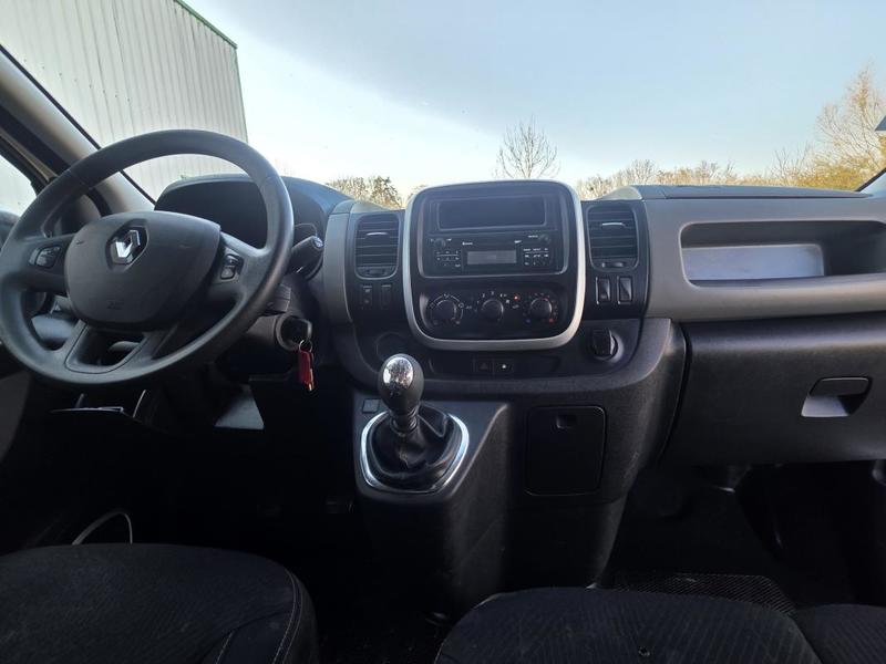 Renault Trafic 1° Main 1.6 dci 1000kg Grand Confort Entretenu chez Renault Attelage / Clim Régul