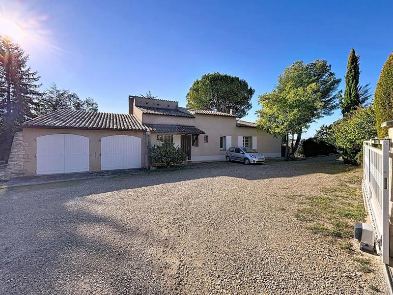 Maison - 175 m² - 5 pièces