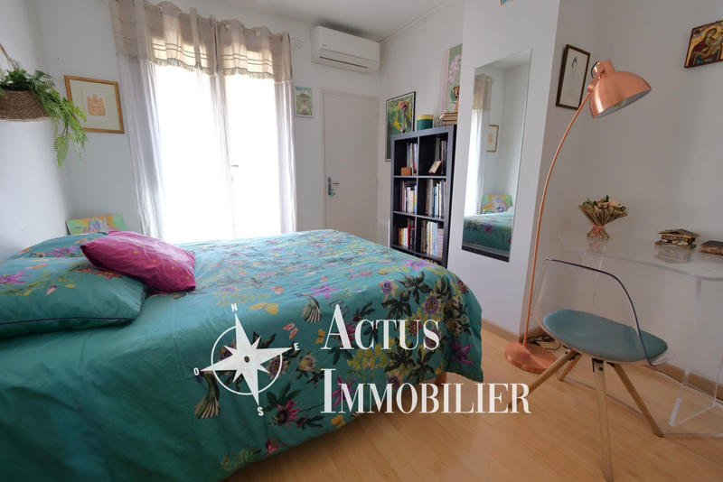 Maison - 200 m² - 7 pièces