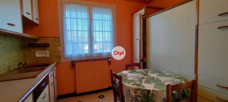 Maison - 95 m² - 4 pièces