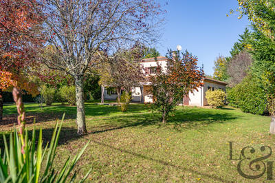 Maison - 141 m² - 5 pièces